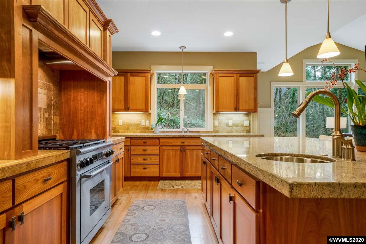 4407 Pettyjohn Road South Salem, OR 97302 - Photo 16 of 42