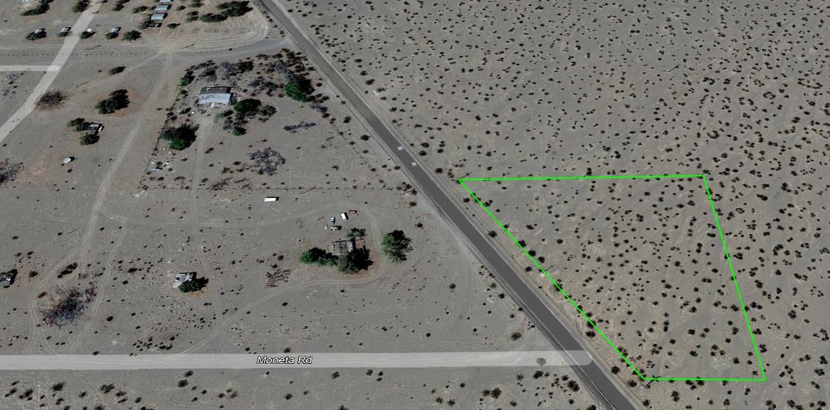 Cadiz Road Essex, CA 92332 - Photo 7 of 9 a bathroom with a bathtub