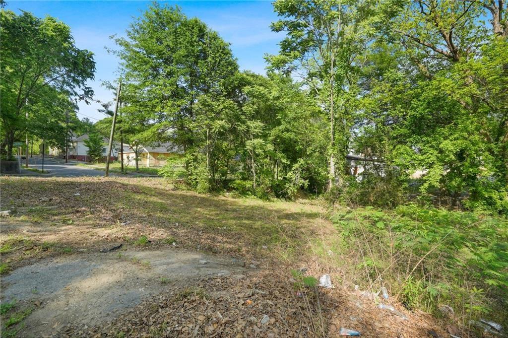 459 Paines Avenue Northwest Atlanta, GA 30318 - Photo 12 of 23 a view of a yard with a tree