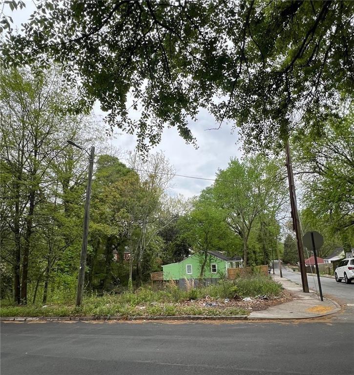 459 Paines Avenue Northwest Atlanta, GA 30318 - Photo 5 of 23 a view of a yard with of trees