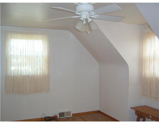 1102 Taggart Street McKees Rocks, PA 15136 - Photo 9 of 18 2nd Floor Plan.