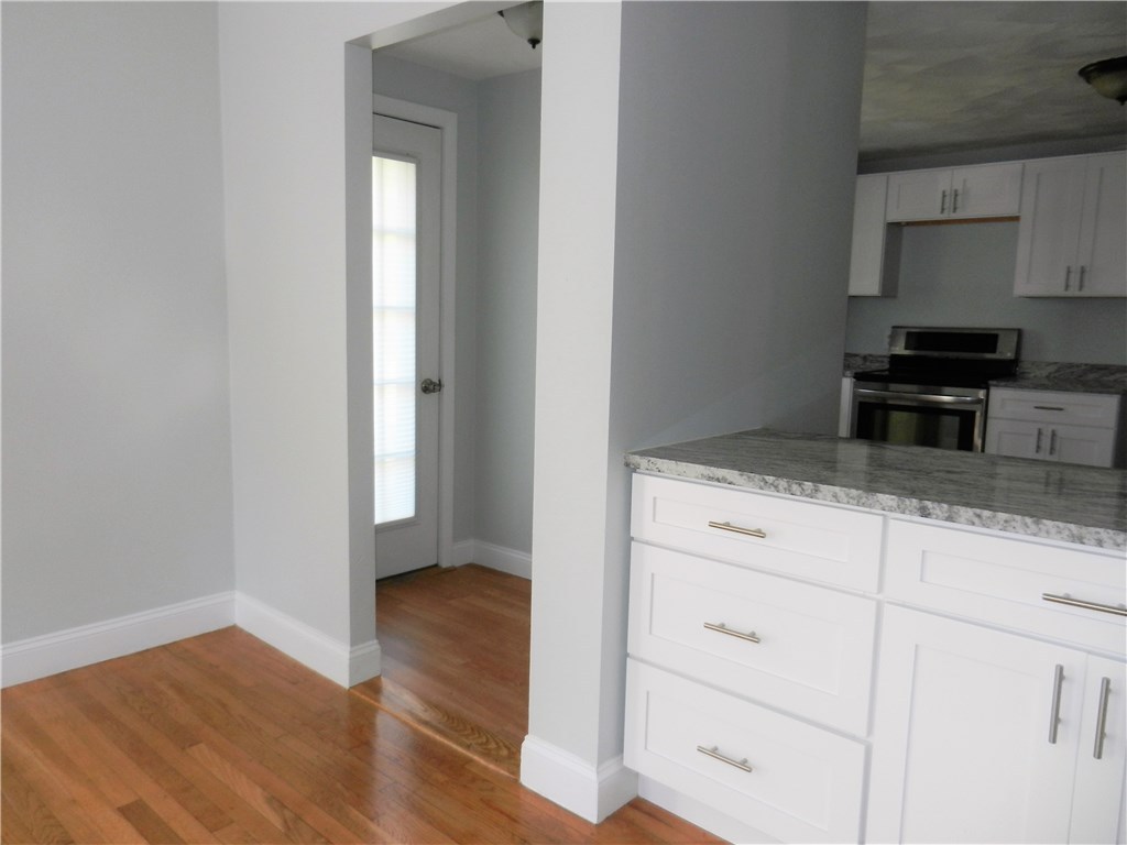140 Whitehead Road Coventry, RI 02816 - Photo 13 of 40