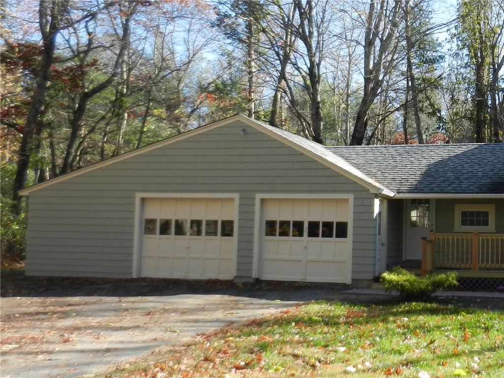 140 Whitehead Road Coventry, RI 02816 - Photo 33 of 40