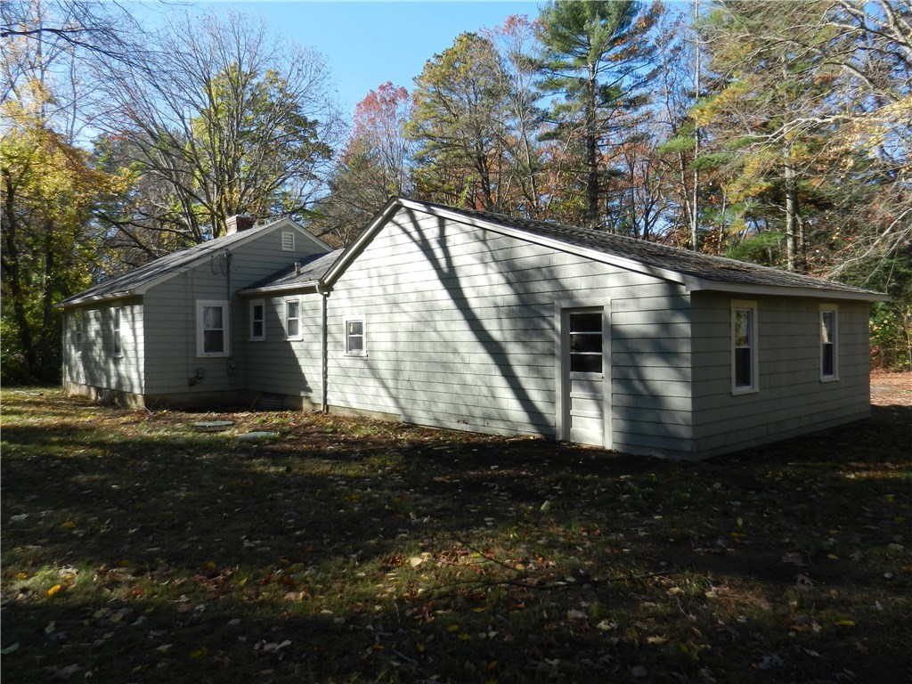 140 Whitehead Road Coventry, RI 02816 - Photo 36 of 40