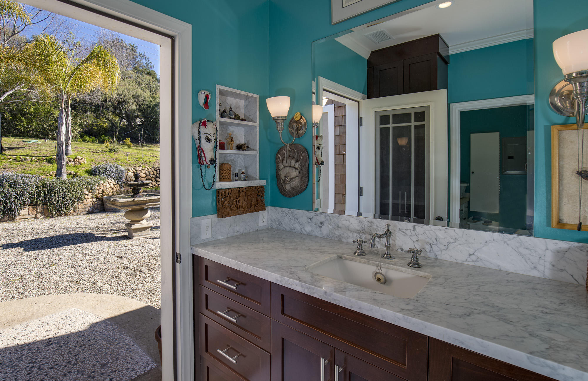 6855 Shepard Mesa Road Carpinteria, CA 93013 - Photo 22 of 34 Master bathroom
