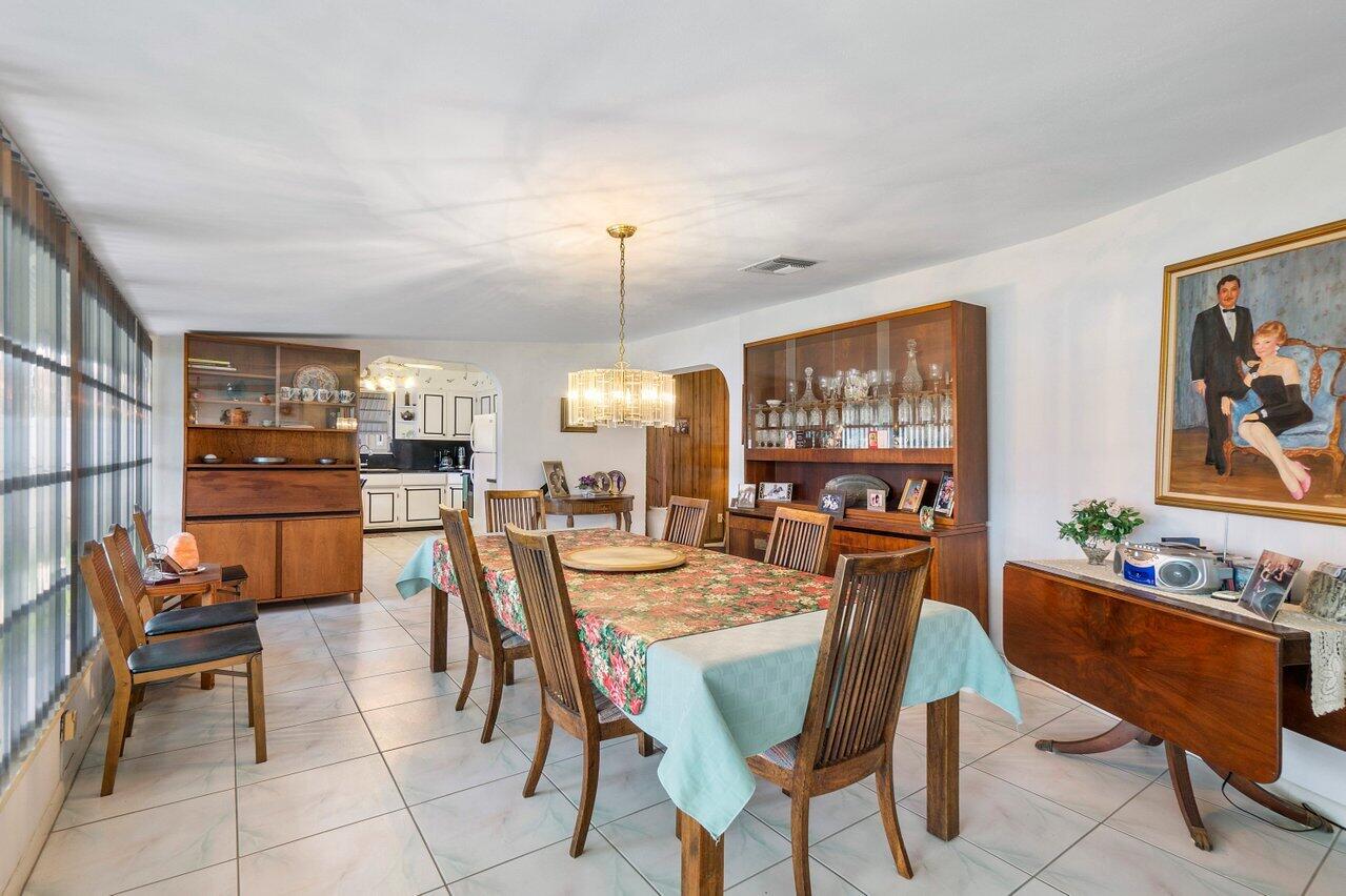 412 Gulf Road North Palm Beach, FL 33408 - Photo 8 of 26 FORMAL DINING ROOM