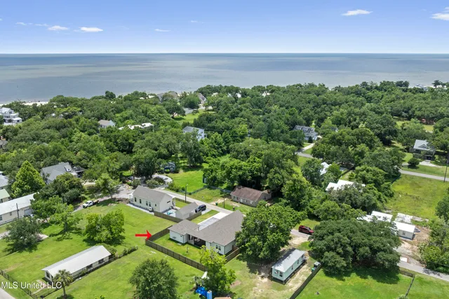 $685,000 | 205 Caron Lane, Bay St. Louis, MS 39520