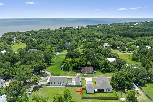 $685,000 | 205 Caron Lane, Bay St. Louis, MS 39520