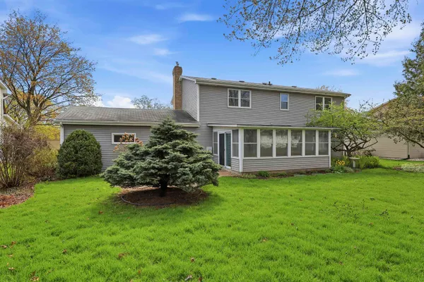 $324,900 | 3113 North Peach Tree Lane, Appleton, WI 54911