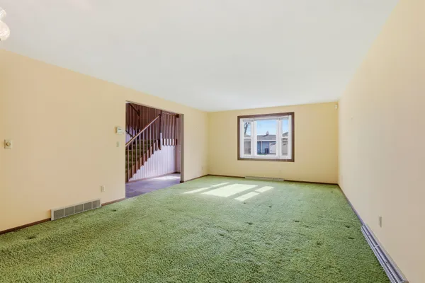 $324,900 | 3113 North Peach Tree Lane, Appleton, WI 54911