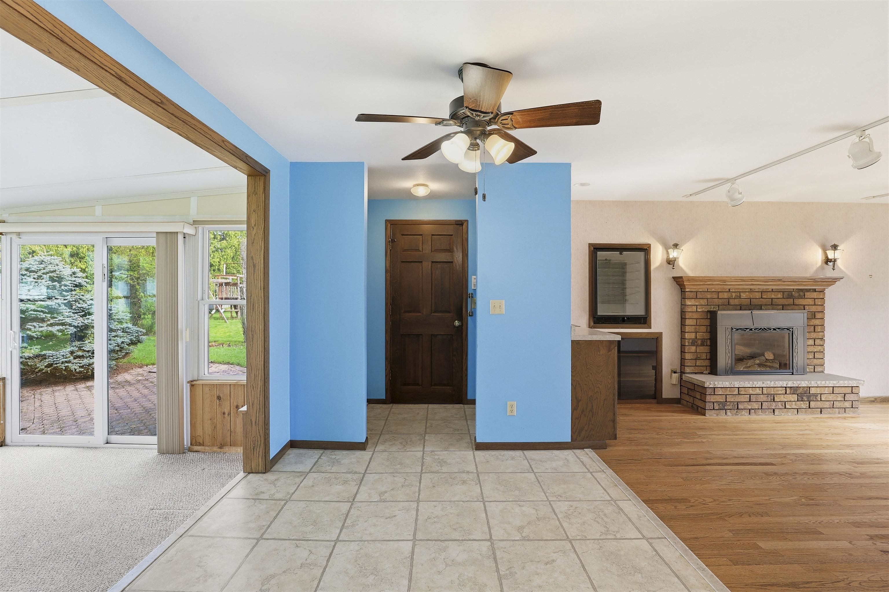 3113 North Peach Tree Lane Appleton, WI 54911 - Photo 10 of 34