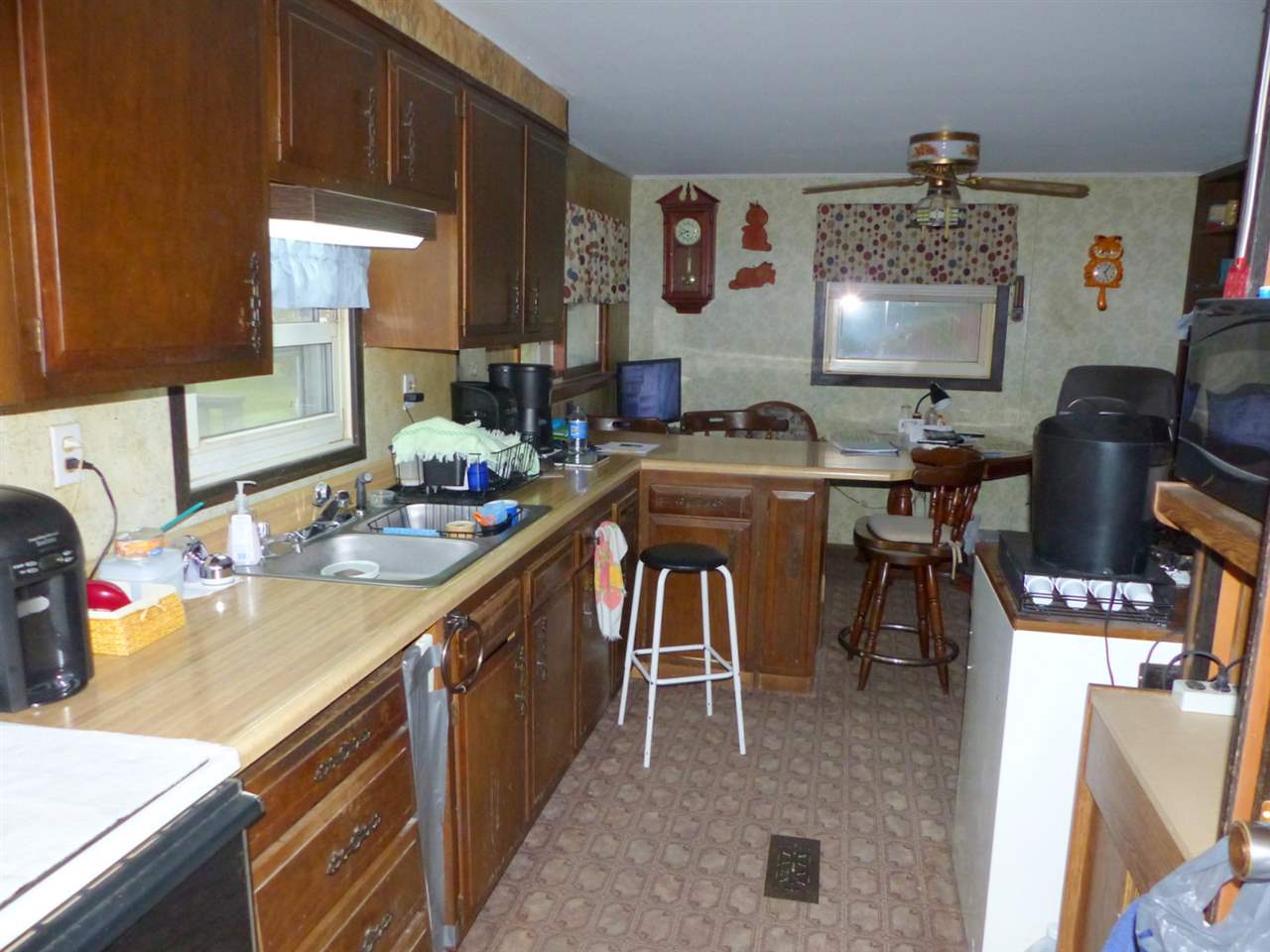 2073 North Quince Road Walkerton, IN 46574 - Photo 3 of 24 Gallery Image 3