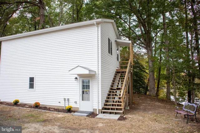 $1,500 | 17260 Gum Landing Road, St. Inigoes, MD 20684