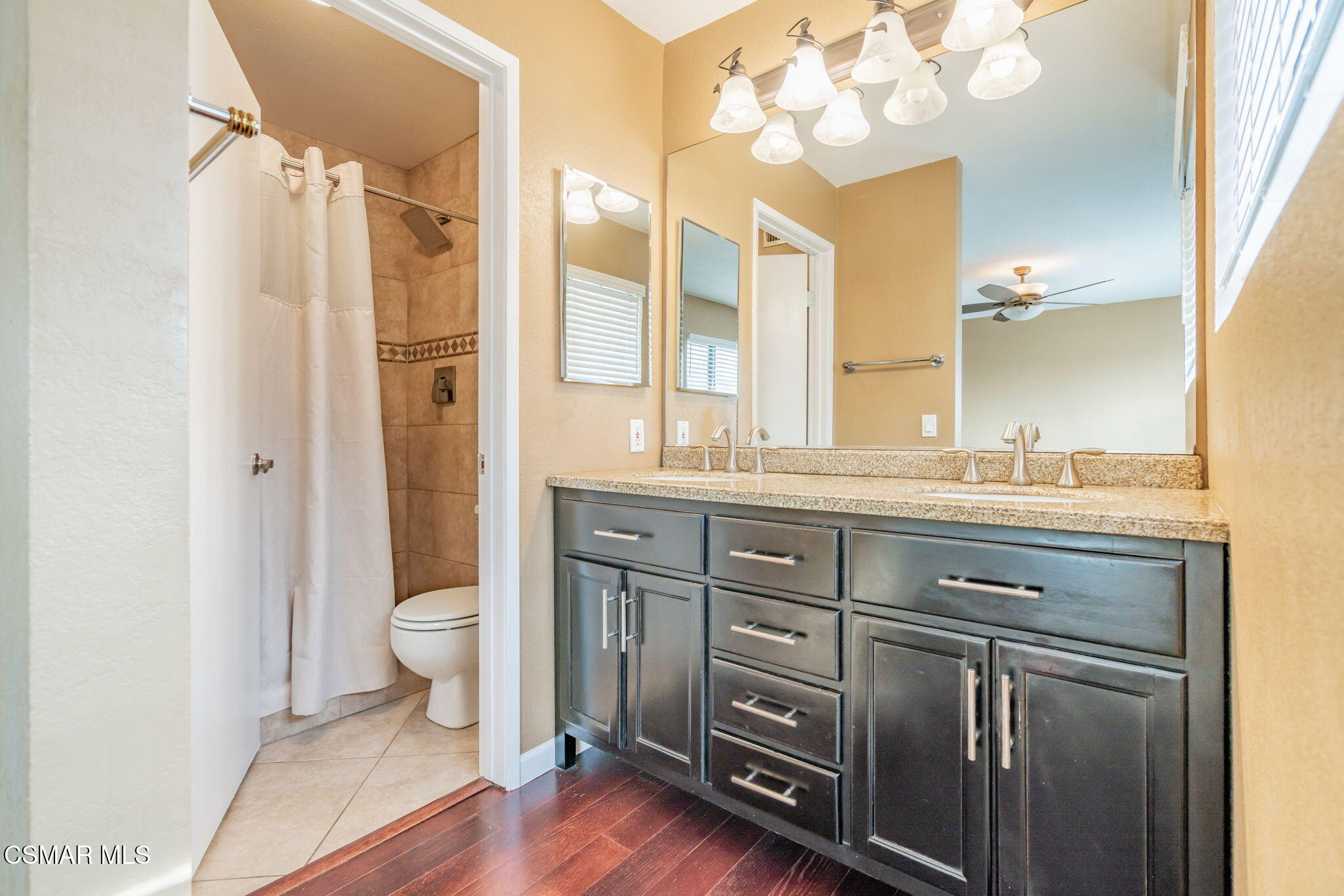 2344 Hampton Avenue Simi Valley, CA 93063 - Photo 13 of 41 30-web-or-mls-_CK12012