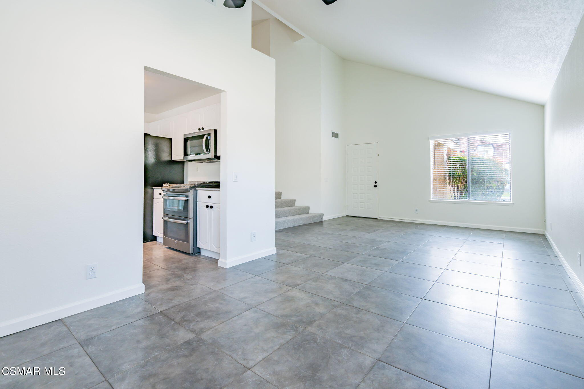 2344 Hampton Avenue Simi Valley, CA 93063 - Photo 24 of 41 12-web-or-mls-_CK11993