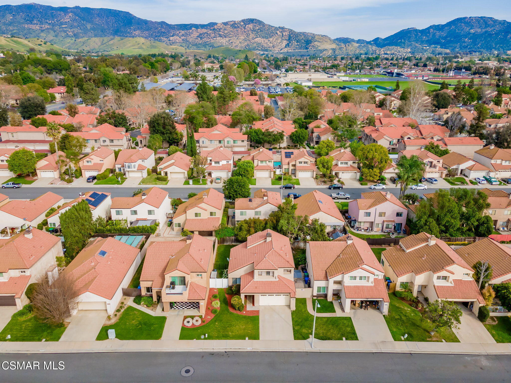 2344 Hampton Avenue Simi Valley, CA 93063 - Photo 39 of 41 54-web-or-mls-DJI_0834 (2)