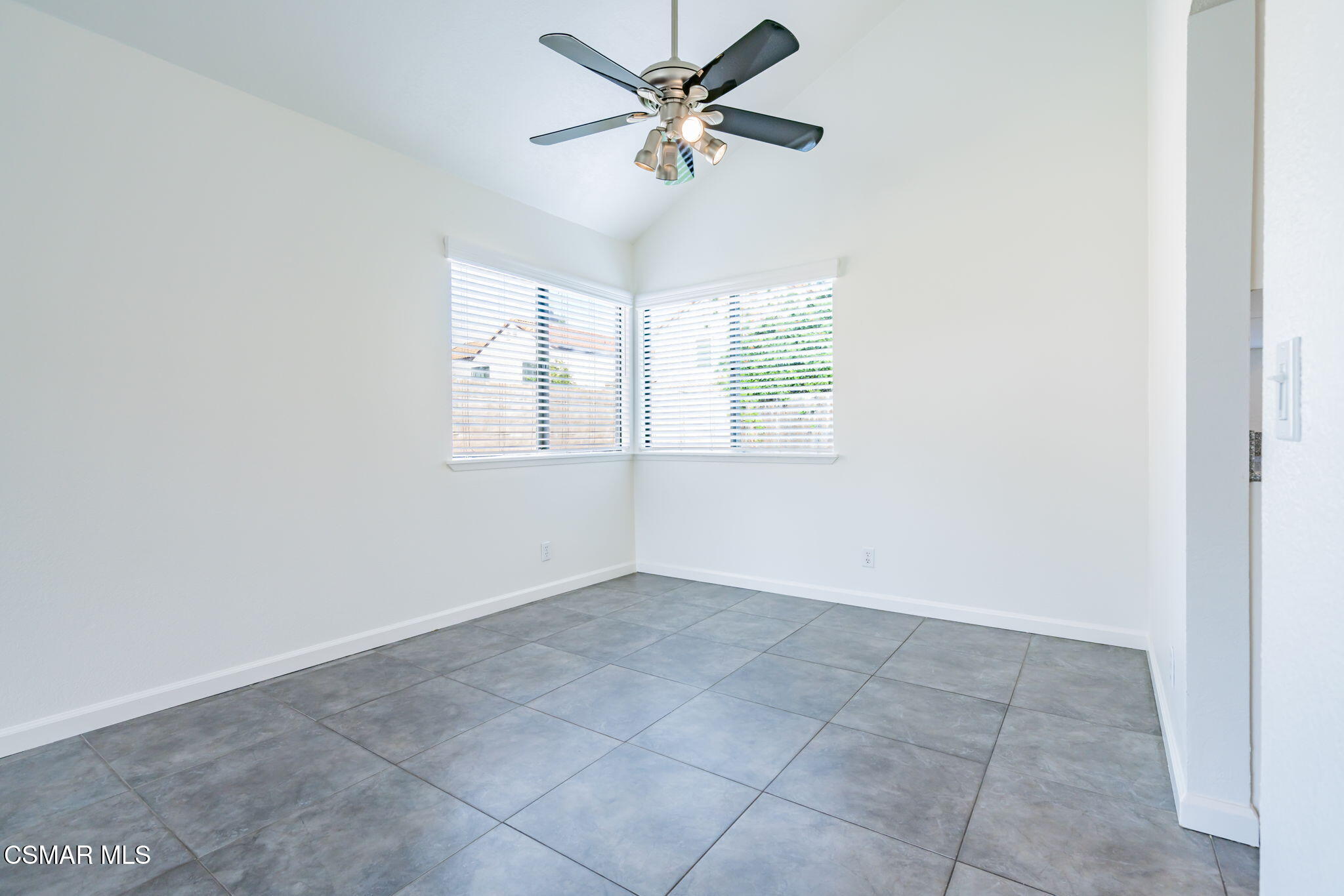 2344 Hampton Avenue Simi Valley, CA 93063 - Photo 5 of 41 9-web-or-mls-_CK11991