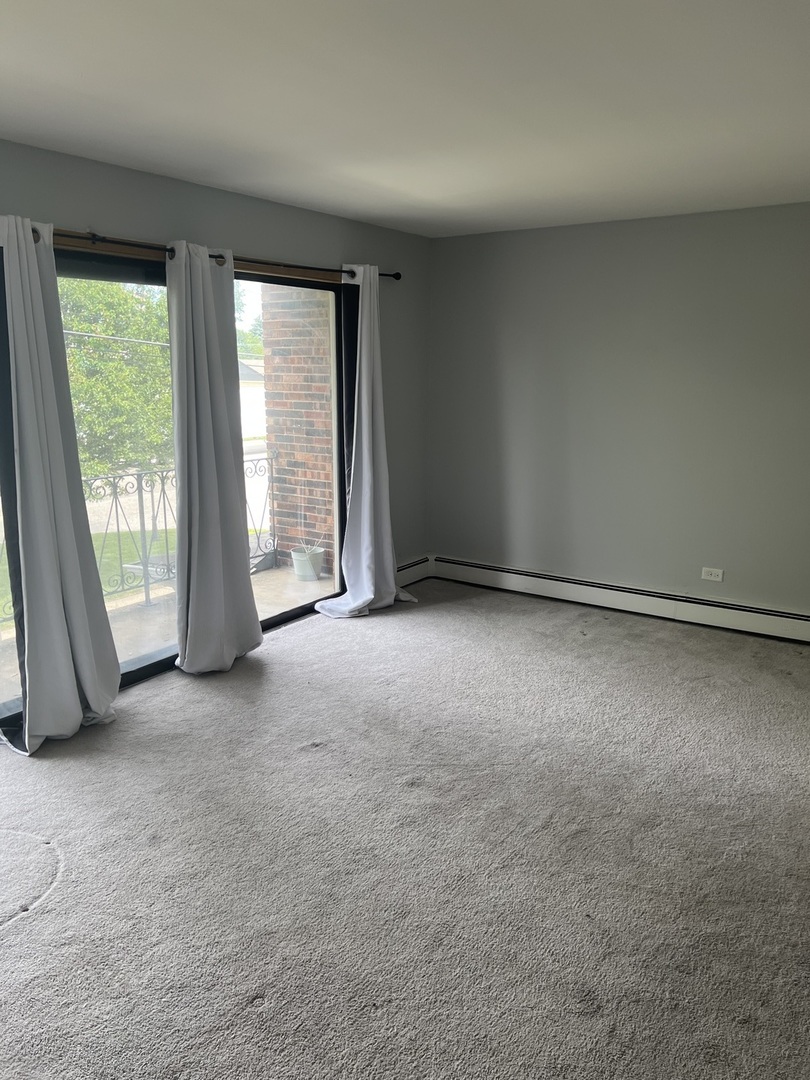 8739 South Roberts Road, Unit 2 Hickory Hills, IL 60457 - Photo 11 of 14