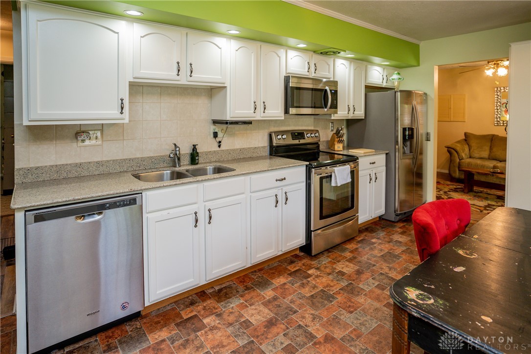 4401 Wehner Road Kettering, OH 45429 - Photo 9 of 38 Gallery Image 9