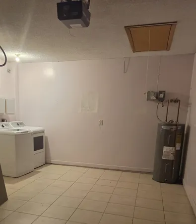 $2,500 | 31 Peachtree Place, Boynton Beach, FL 33436