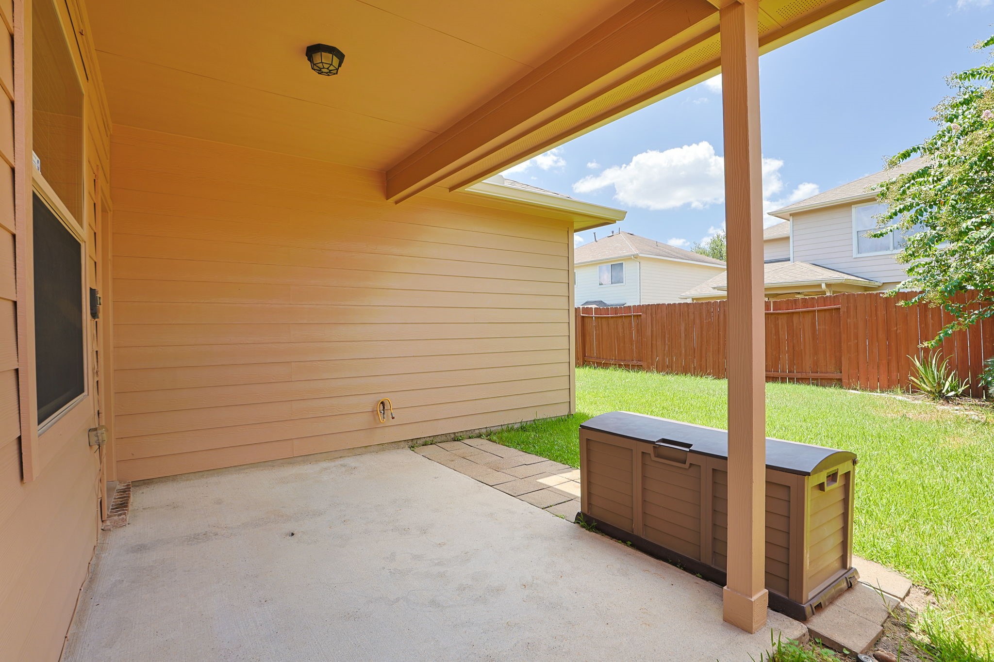 7042 Windy Run Court Spring, TX 77379 - Photo 32 of 42 Gallery Image 32