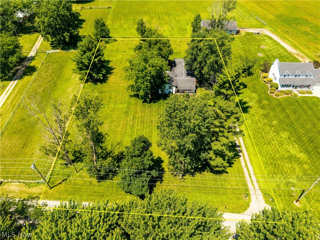 8134 Oberlin Road Elyria, OH 44035 - Photo 9 of 35