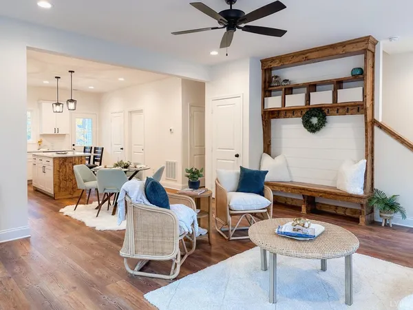 $263,900 | 110 Aaron Place, Unit 601, Lynchburg, VA 24502