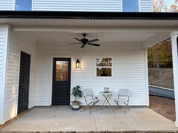 $263,900 | 110 Aaron Place, Unit 601, Lynchburg, VA 24502