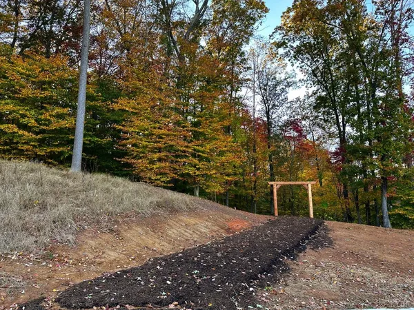 $263,900 | 110 Aaron Place, Unit 601, Lynchburg, VA 24502