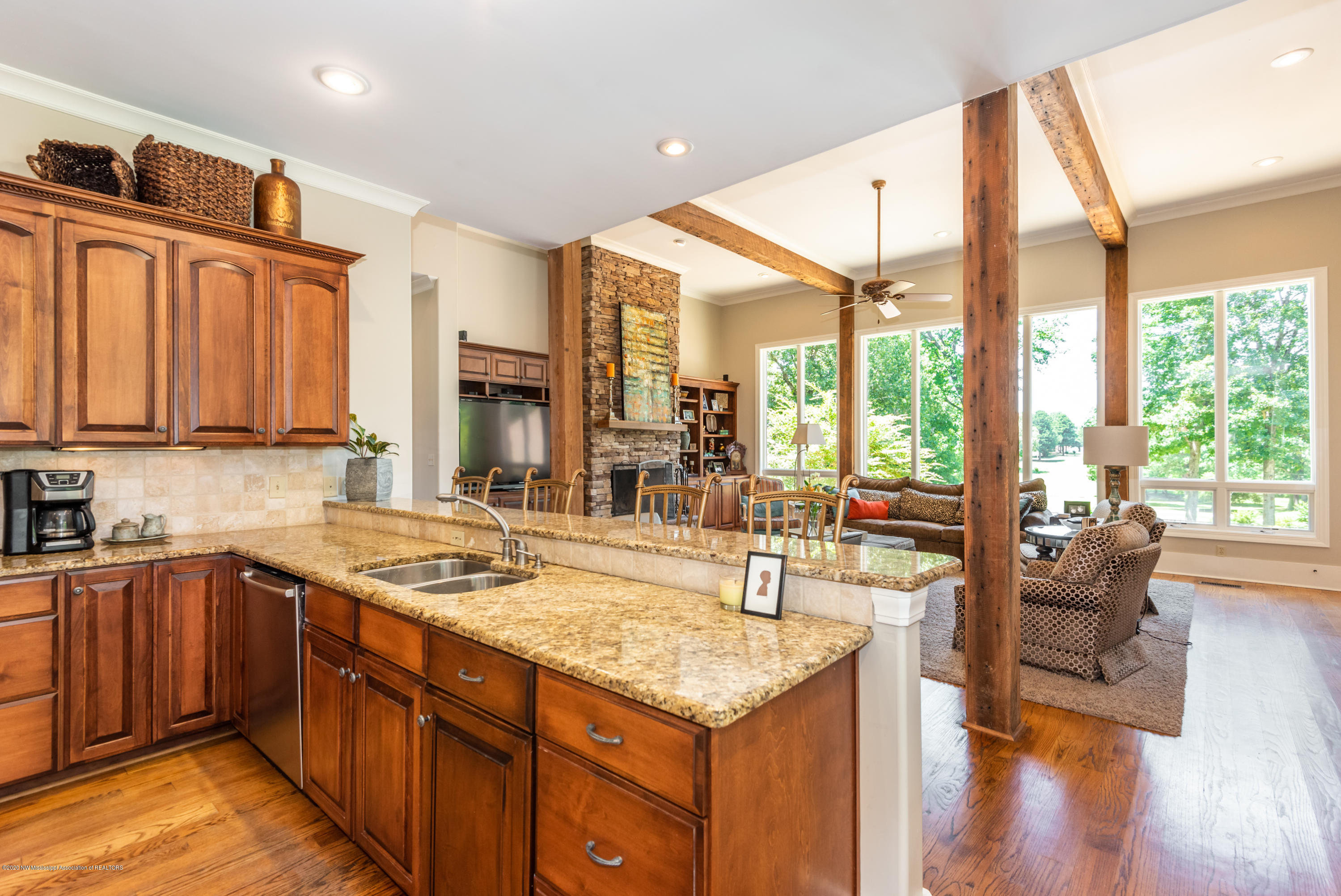 526 Gwen Road Senatobia, MS 38668 - Photo 13 of 43 DSC_7913-Edit