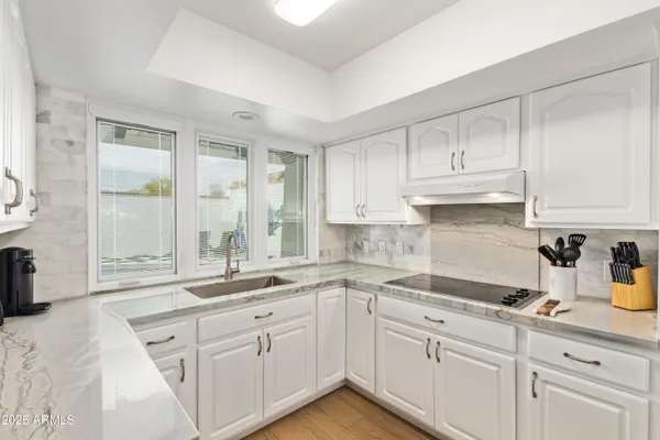 $5,500 | 2629 South Country Club Way, Tempe, AZ 85282