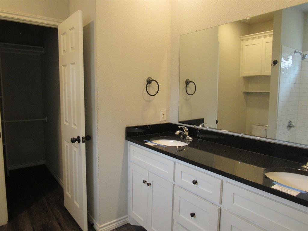 3525 North 24th Street Waco, TX 76708 - Photo 5 of 10