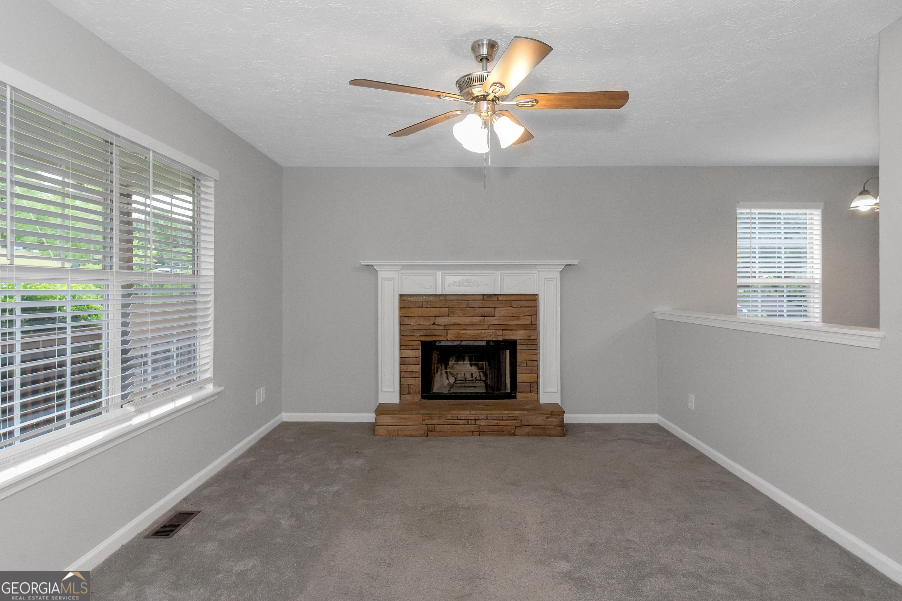 564 Rustin Drive Dallas, GA 30157 - Photo 4 of 23