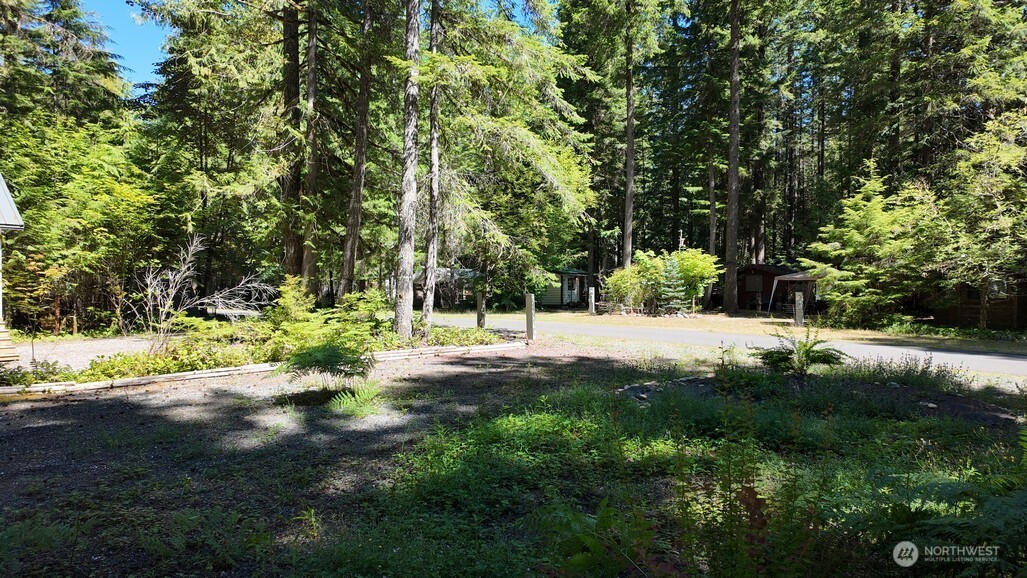 82 Riverside Drive Deming, WA 98244 - Photo 18 of 32