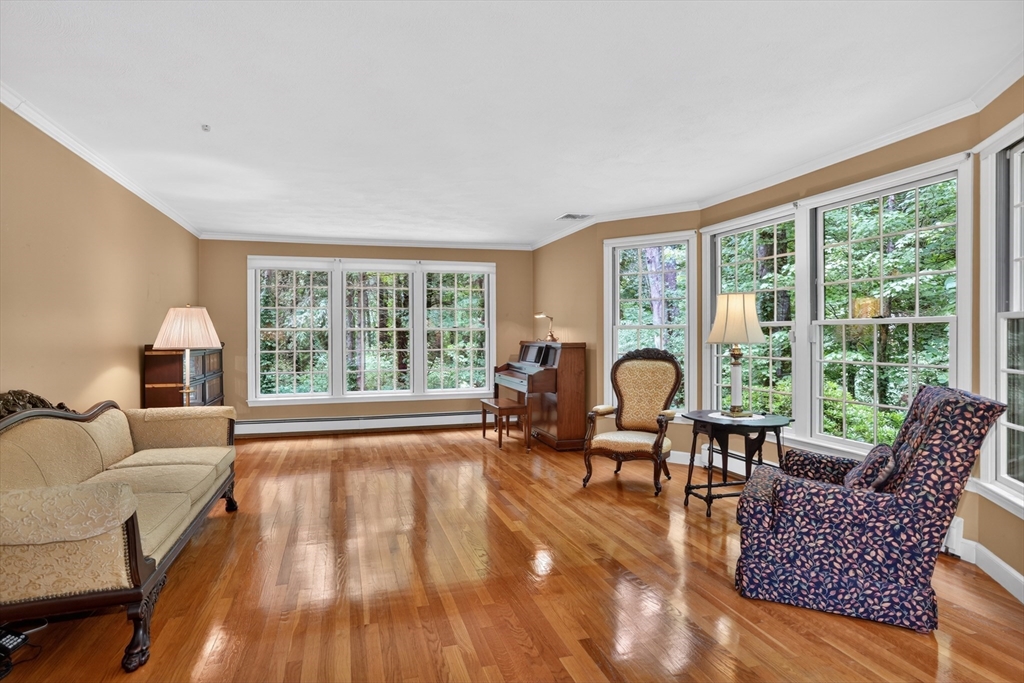 17 Maplewood Road Medfield, MA 02052 - Photo 12 of 41