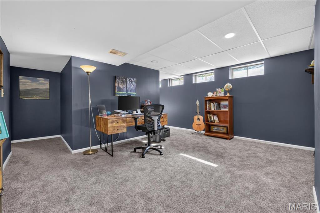 14391 Ladue Road Chesterfield, MO 63017 - Photo 35 of 43 Gallery Image 35