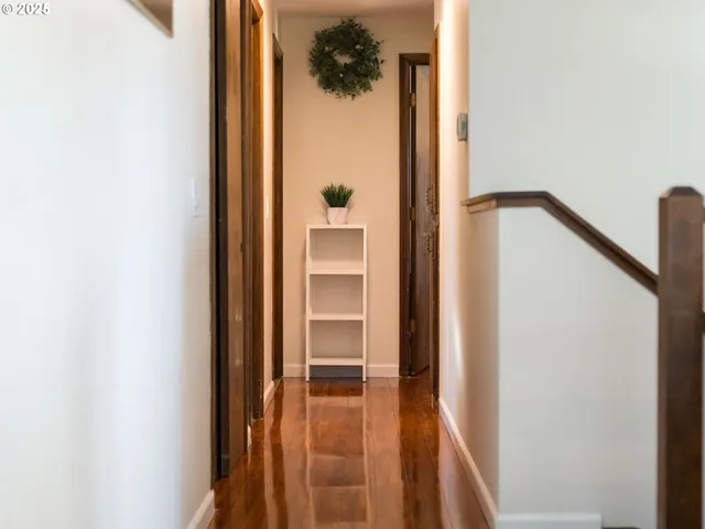 $739,000 | 20470 Southeast Cherry Blossom Lane, Amity, OR 97101