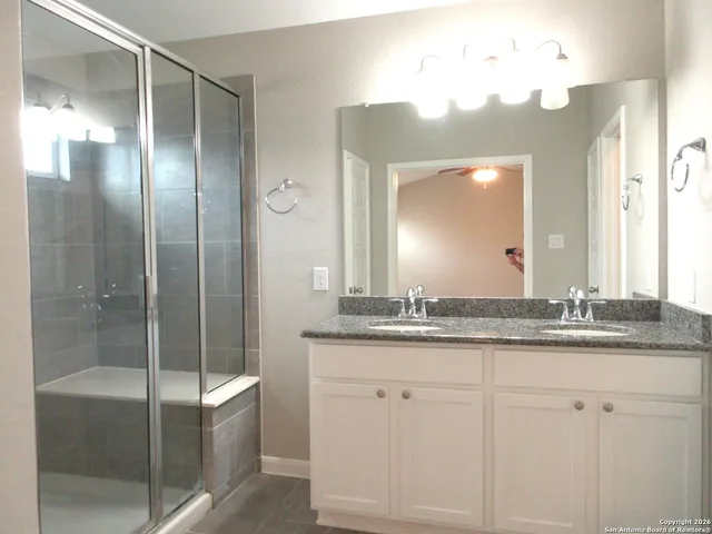 $295,000 | 917 Cypress, New Braunfels, TX 78130