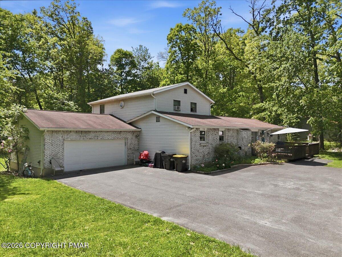 1127 Mattioli Road Bartonsville, PA 18321 - Photo 5 of 70 05-046_dji_fly_20260526_141958_0037_1779