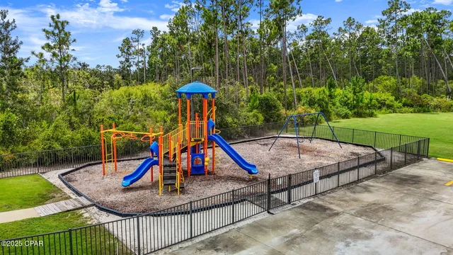 $189,000 | 9704 Summer Creek Drive, Southport, FL 32409