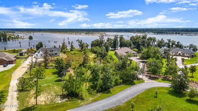 $189,000 | 9704 Summer Creek Drive, Southport, FL 32409