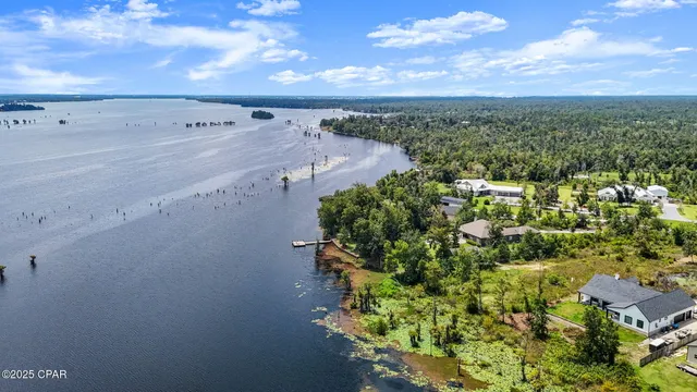 $189,000 | 9704 Summer Creek Drive, Southport, FL 32409