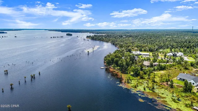 $189,000 | 9704 Summer Creek Drive, Southport, FL 32409