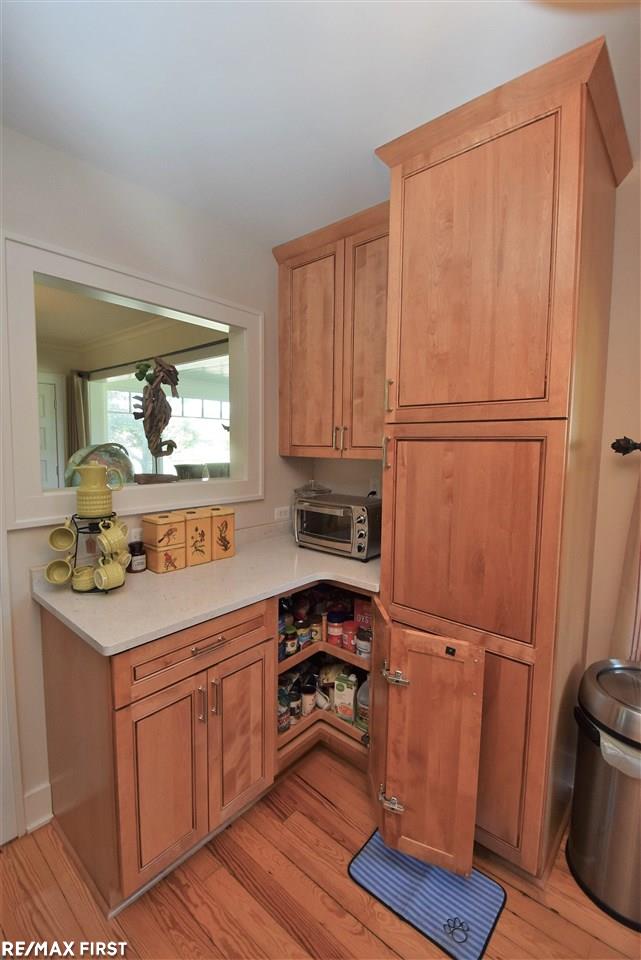 411 Pointe Tremble Road Algonac, MI 48001 - Photo 39 of 49 50047193-38.JPG