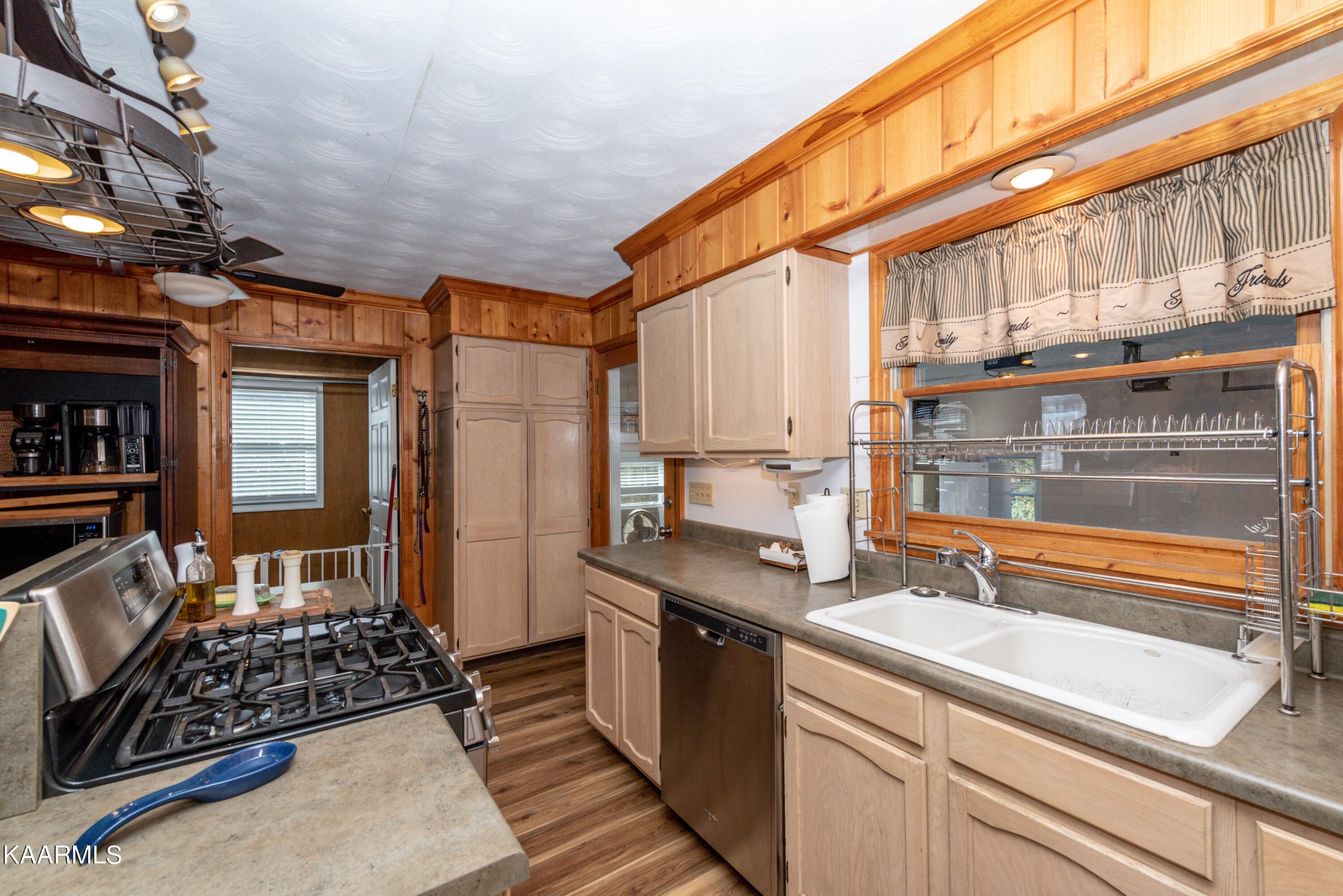 2324 Goldrush Road Pigeon Forge, TN 37863 - Photo 12 of 49 Gallery Image 12