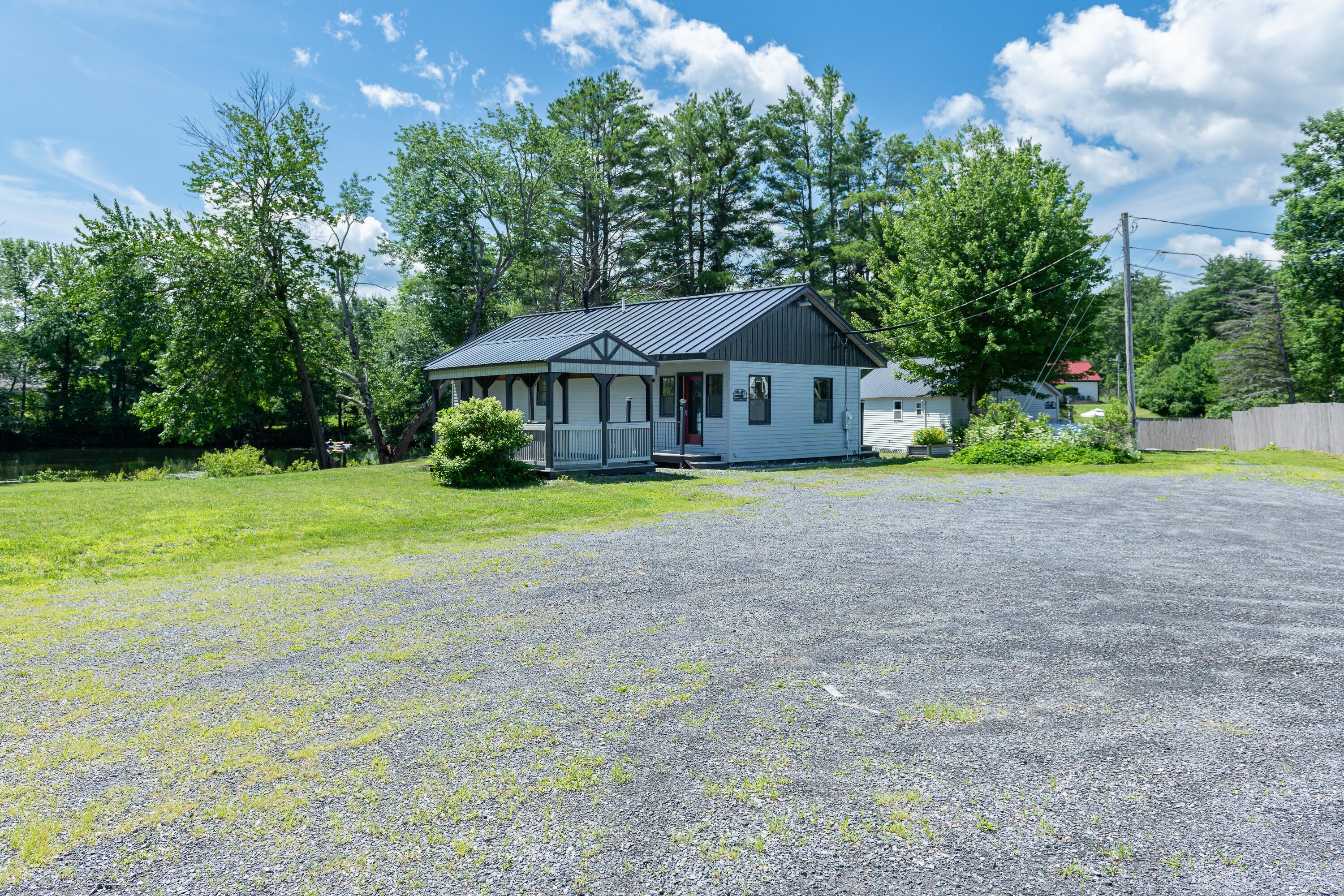 333 Smithfield Road, Unit 3 Belgrade, ME 04917 - Photo 3 of 25 DSC_3178