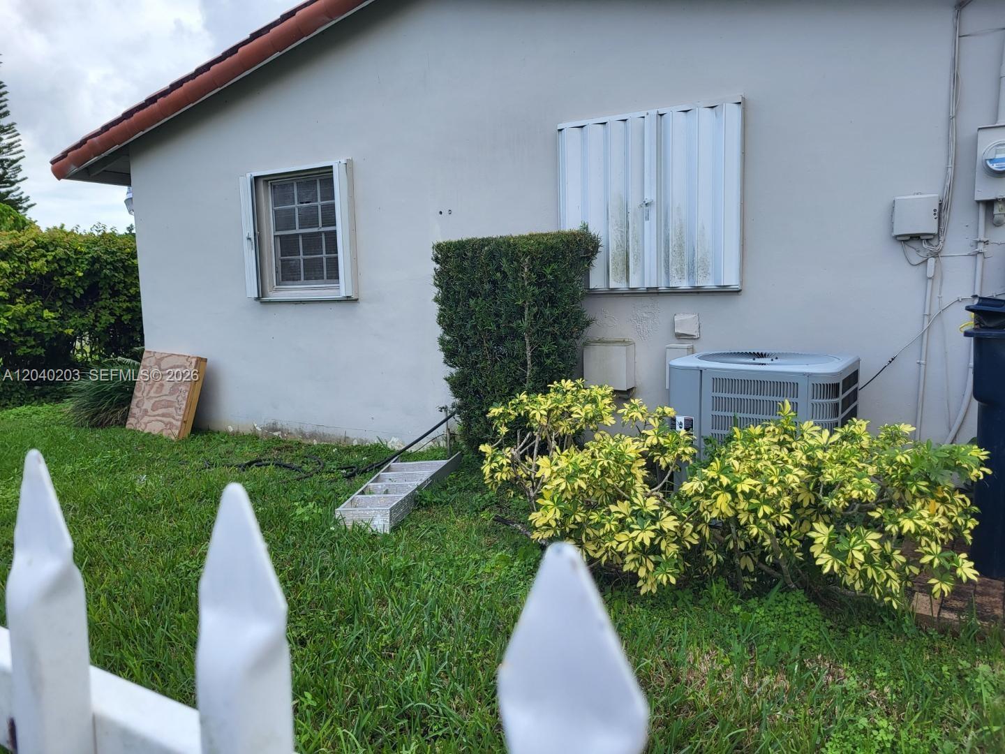 5200 Southwest 89th Place Miami, FL 33165 - Photo 25 of 25