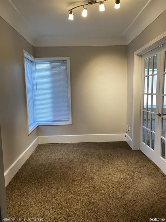 18541 Utica Road Roseville, MI 48066 - Photo 6 of 21 Utica Lower DR.jpg