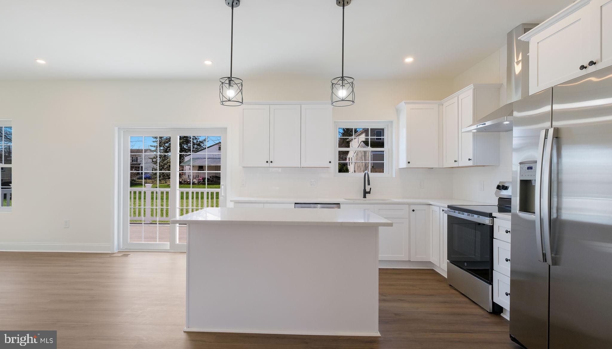 108 Patterson Road Aston, PA 19014 - Photo 17 of 39 sliders off kitchen