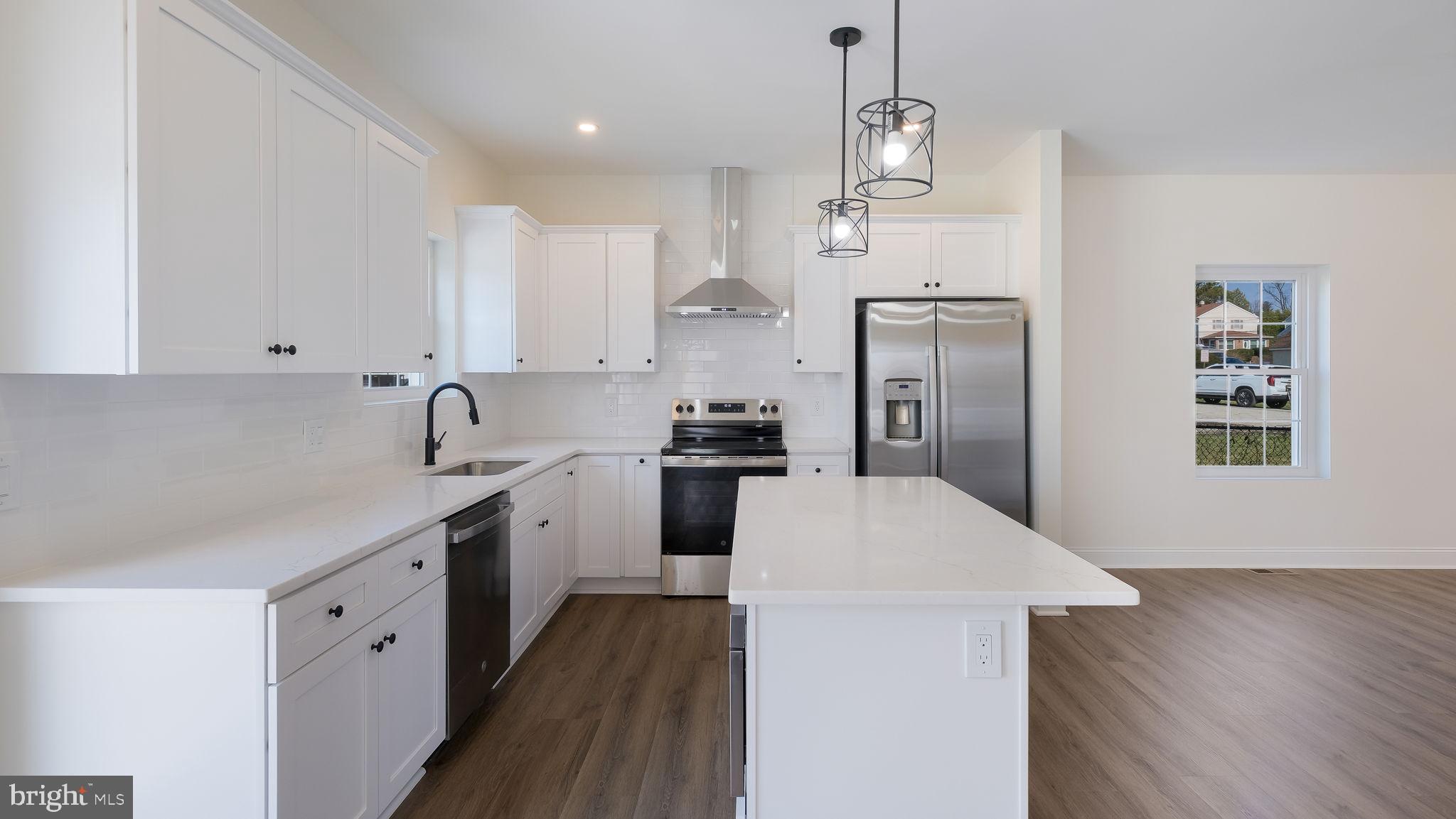 108 Patterson Road Aston, PA 19014 - Photo 6 of 39 New stainless steel appliances